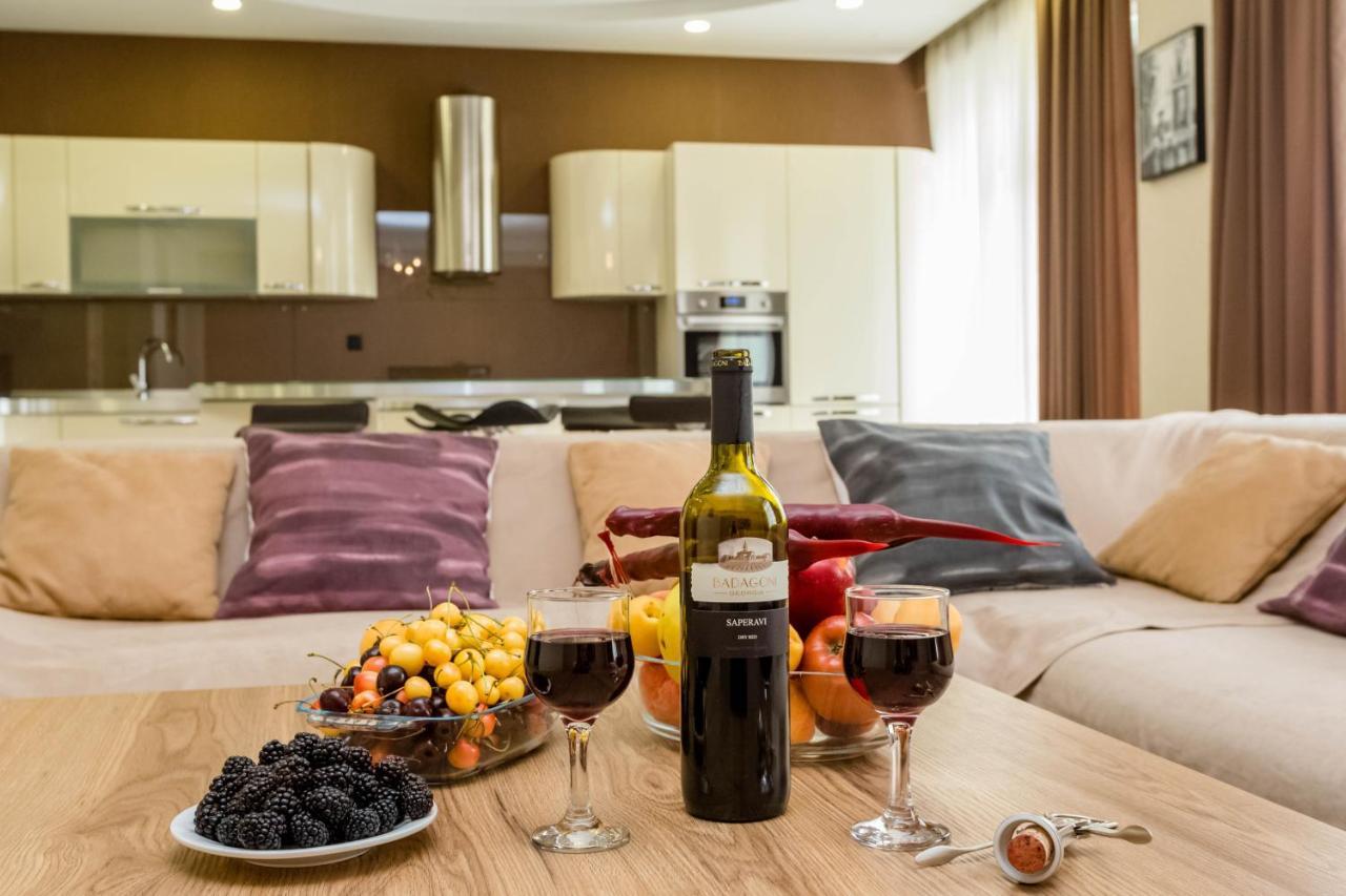 Rustaveli Residence III Тбилиси Екстериор снимка
